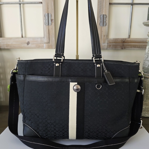 Coach Voyager XL Black Signature Tote Crossbody-Laptop-Diaper Bag Like New